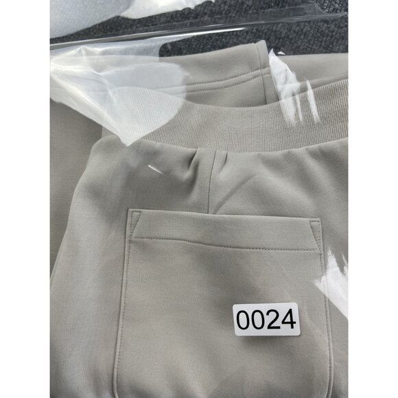 Uniqlo Beige XL Straight-Leg Pants With Pleated Front & Elastic Waist - Picture 7 of 8